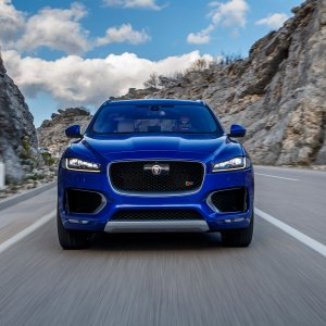 2017-Jaguar-F-Pace-First-Edition-front-view-on-road.jpg